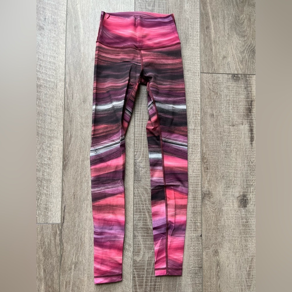 Lululemon Wunder Under Hi-Rise Tight *Central Saint Martins Nulux 28"